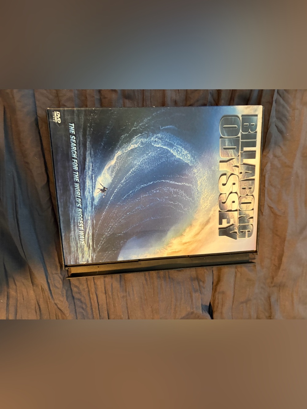 Billabong Ocean Wave Surf Art Book Cover - Blue and Cream